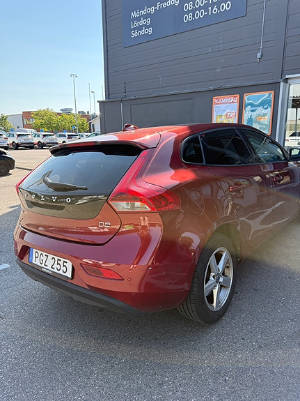 Volvo V40 4 of 8