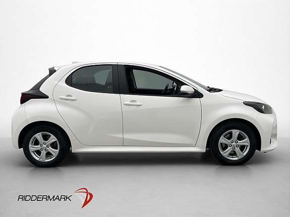 Toyota Yaris 4 of 29