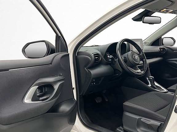 Toyota Yaris 9 of 29