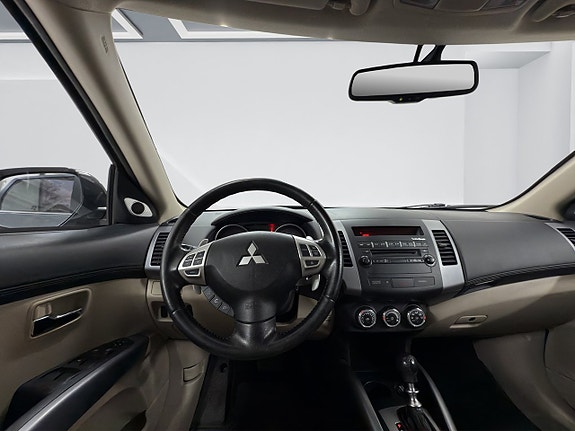 Mitsubishi Outlander 11 of 17