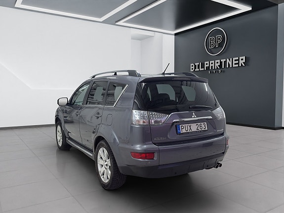 Mitsubishi Outlander 6 of 17