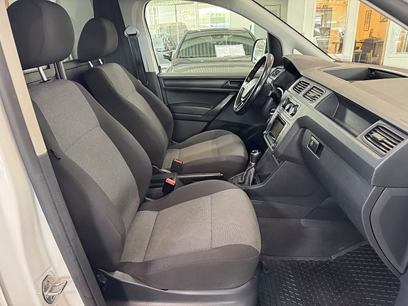Volkswagen Caddy 7 of 9