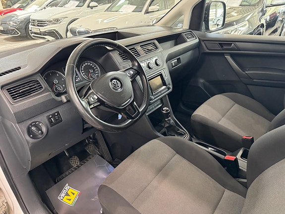 Volkswagen Caddy 8 of 9
