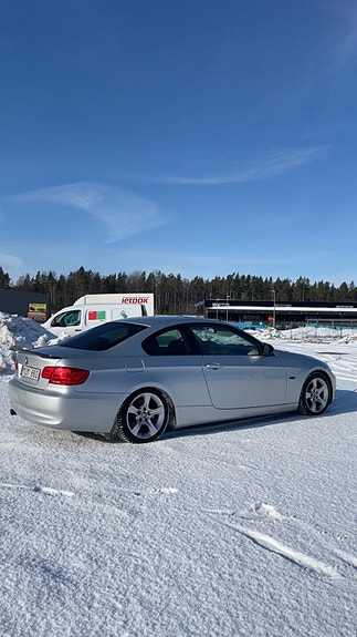 BMW 320d 9 of 9