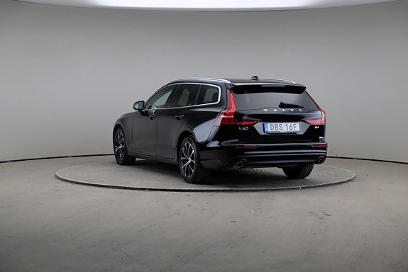Volvo V60 2 of 24