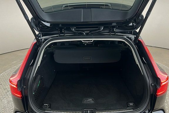 Volvo V60 14 of 24