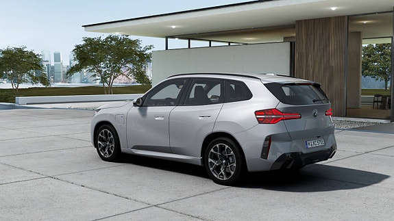 BMW X3 10 of 11