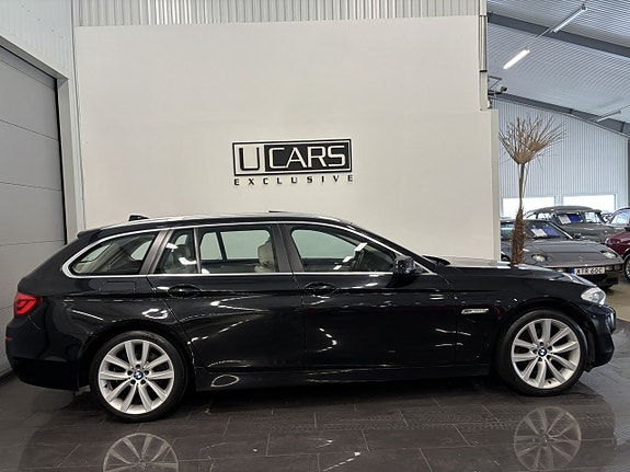 BMW 523i 2 of 5