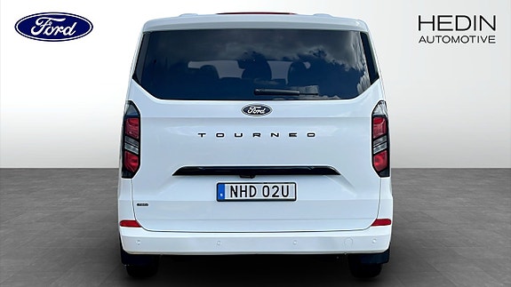 Ford Custom Tourneo 7 of 9