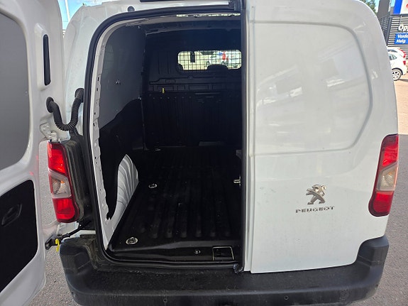 Peugeot Partner 8 of 24