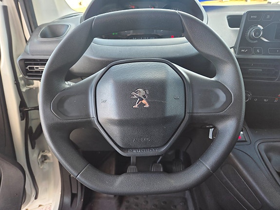 Peugeot Partner 19 of 24