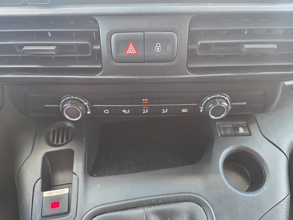 Peugeot Partner 22 of 24