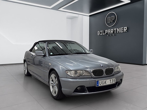 BMW 330Ci 4 of 5