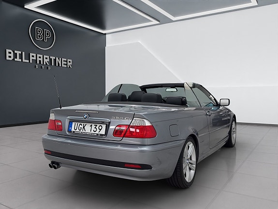 BMW 330Ci 5 of 5