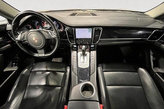Porsche Panamera 4S 11 of 19
