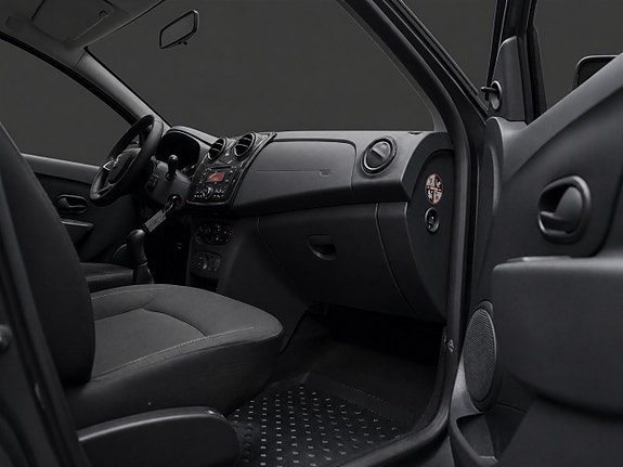 Dacia Sandero 14 of 16