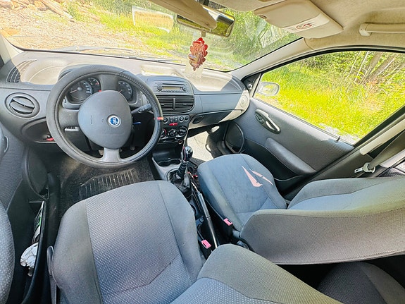 Fiat Punto 10 of 10