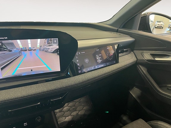 Audi Q6 e-tron 22 of 26