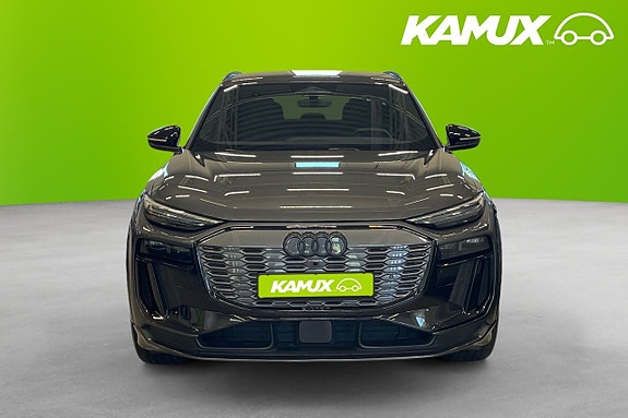 Audi Q6 e-tron 6 of 26