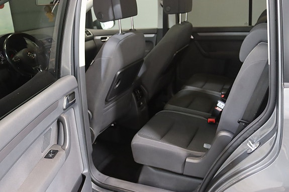 Volkswagen Touran 16 of 24