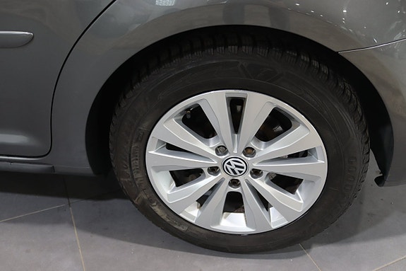 Volkswagen Touran 11 of 24