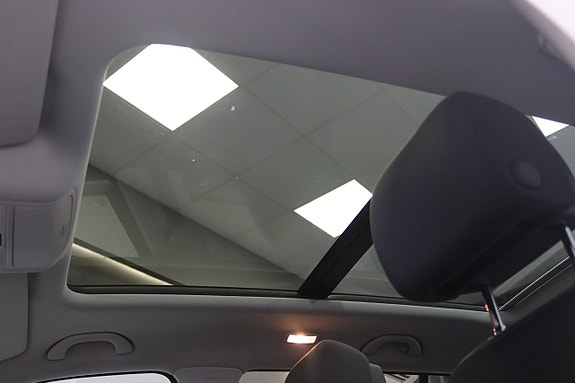 Volkswagen Touran 13 of 24
