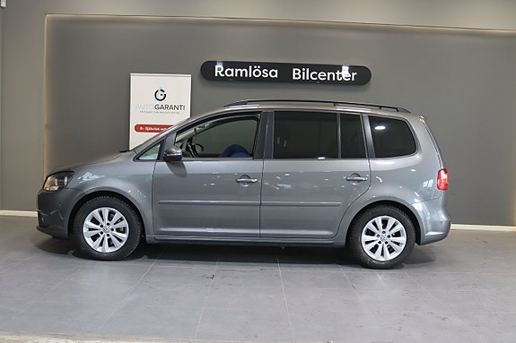 Volkswagen Touran 10 of 24