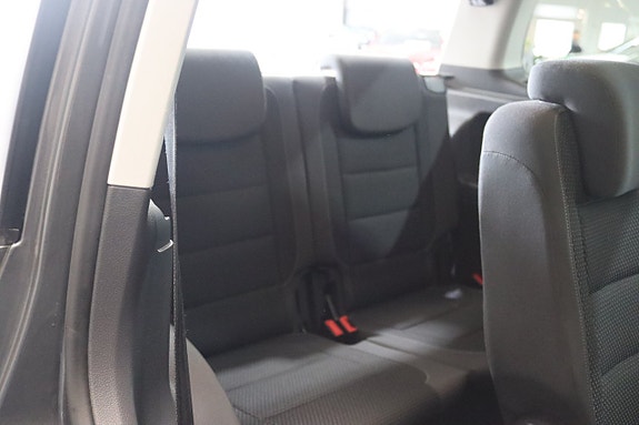 Volkswagen Touran 19 of 24