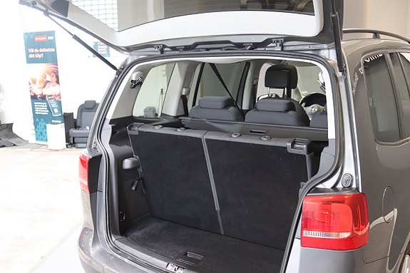 Volkswagen Touran 17 of 24