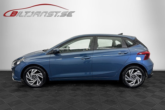 Hyundai i20 2 of 21