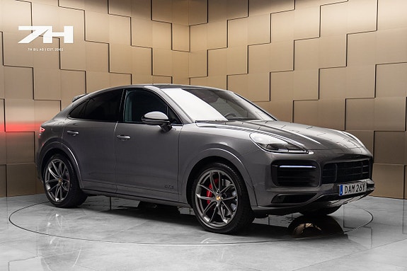 Porsche Cayenne Coupe 7 of 25