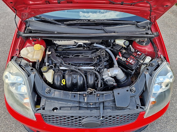 Ford Fiesta 4 of 12