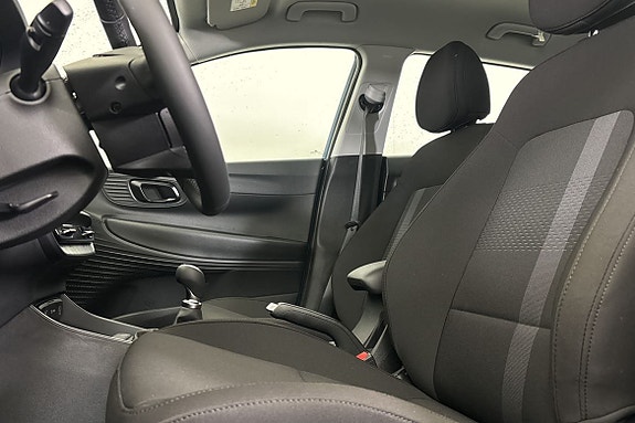 Hyundai i20 5 of 17