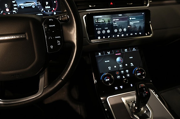 Land Rover Range Rover Evoque 16 of 21