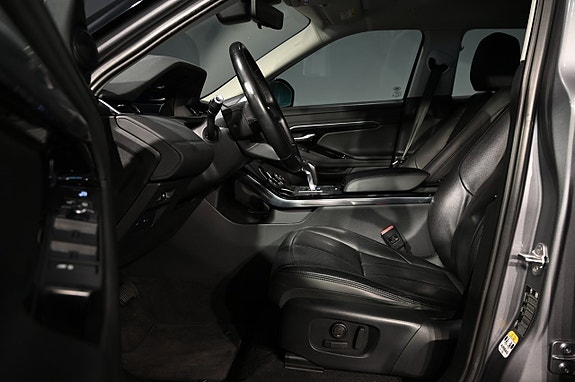 Land Rover Range Rover Evoque 10 of 21