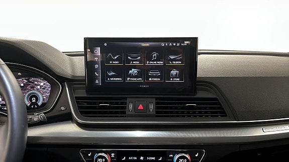 Audi Q5 9 of 18