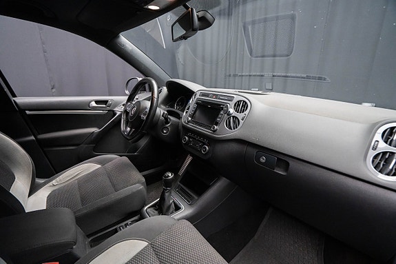 Volkswagen Tiguan 12 of 19