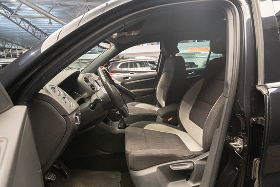 Volkswagen Tiguan 15 of 19