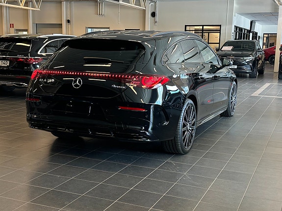 Mercedes-Benz CLA350 6 of 15