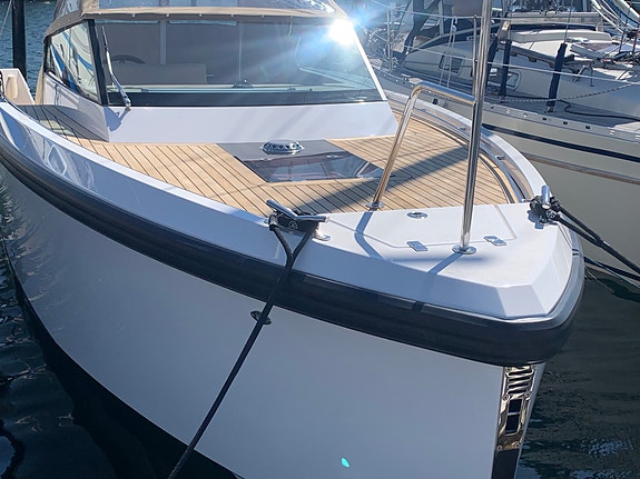 Delta 26 Open 8 of 10