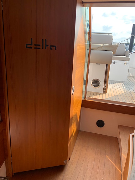 Delta 26 Open 7 of 10