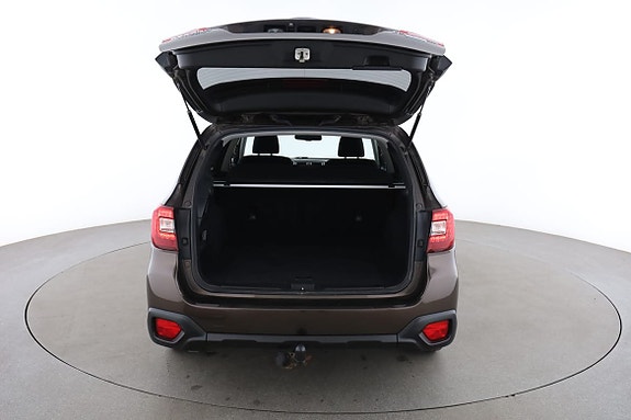 Subaru Outback 17 of 30