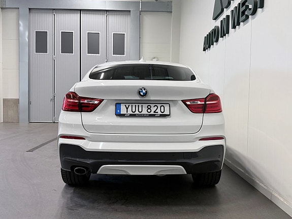 BMW X4 20 of 21