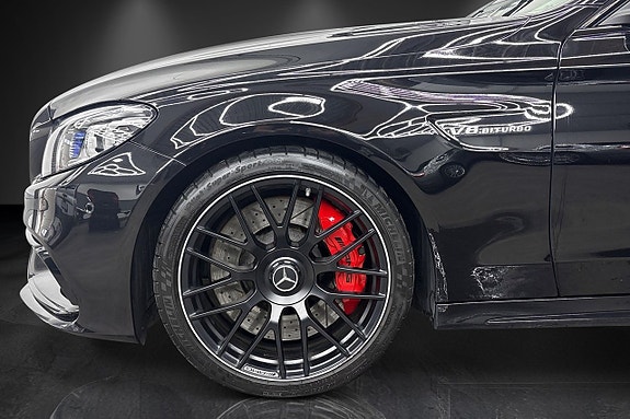Mercedes-Benz C63 6 of 18