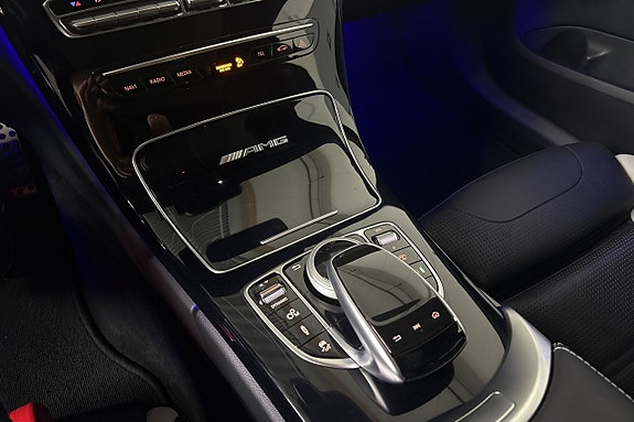 Mercedes-Benz C63 12 of 18