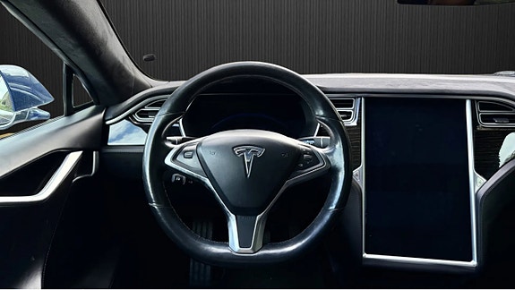 Tesla Model S 9 of 12