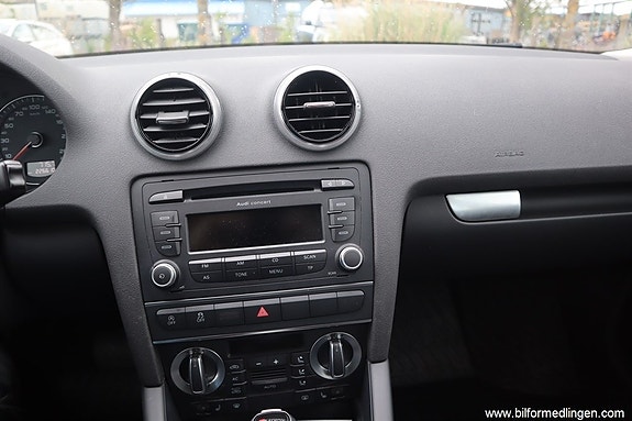 Audi A3 8 of 17