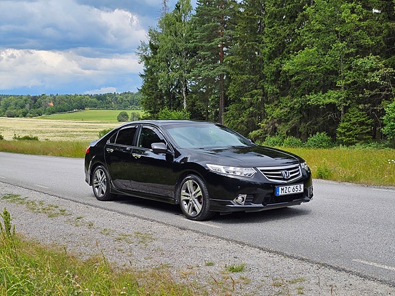 Honda Accord 3 of 13