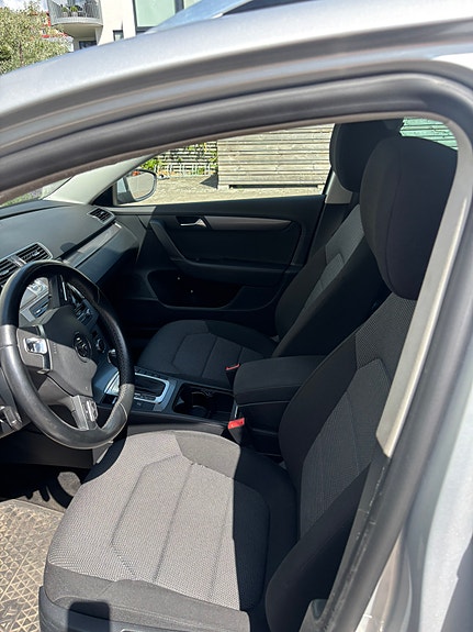 Volkswagen Passat 4 of 5