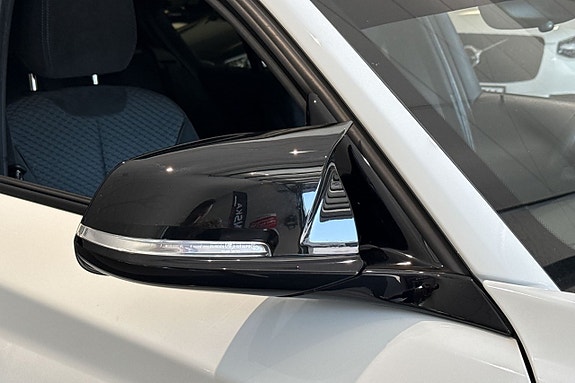 BMW 118i 25 of 30
